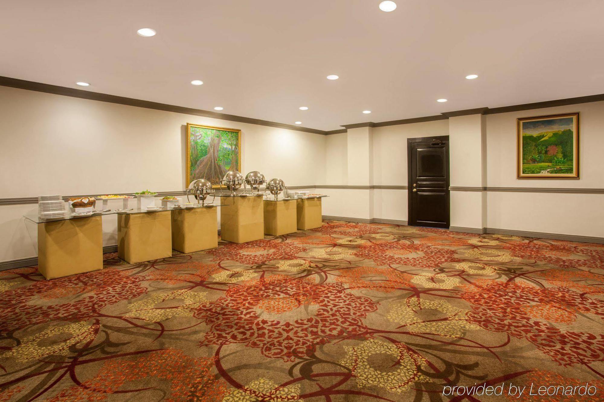 Crowne Plaza