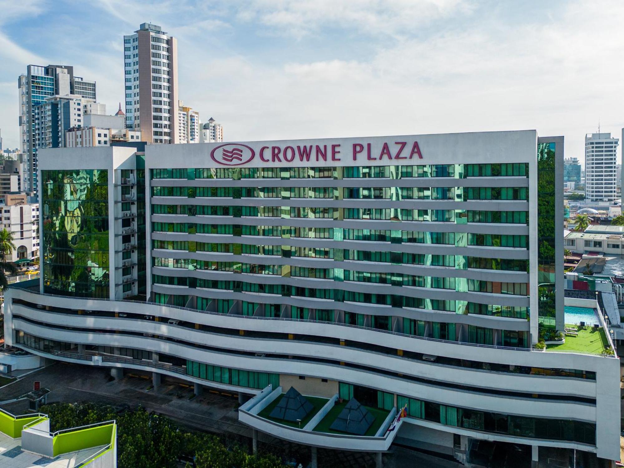 Crowne Plaza By Ihg 4*