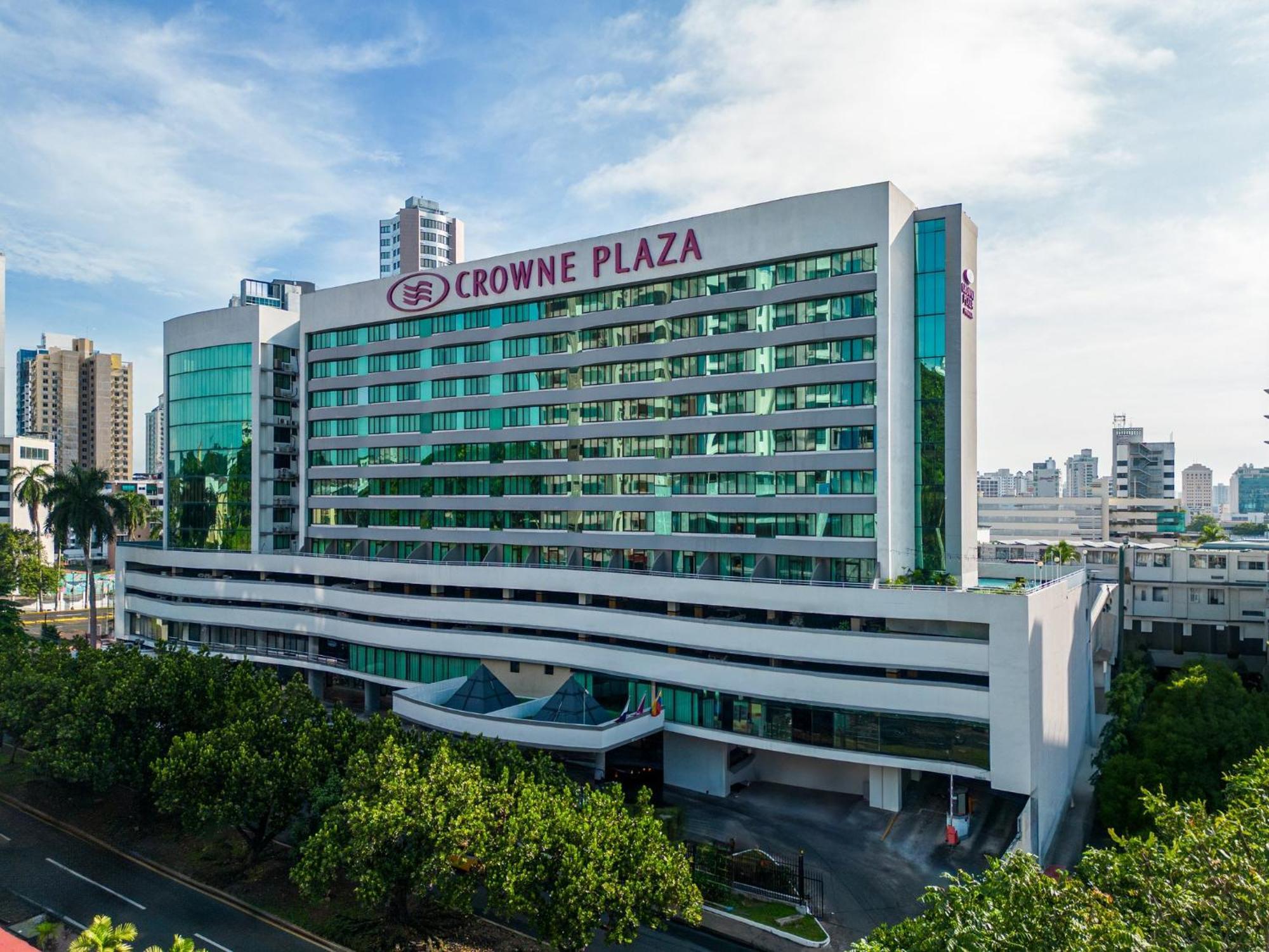 Crowne Plaza By Ihg Hotel